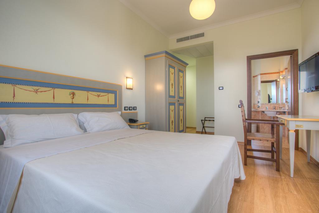 Hotel Il Duca Del Montefeltro Pennabilli Eksteriør billede
